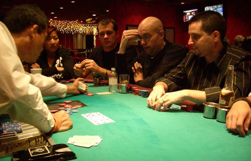 online poker table